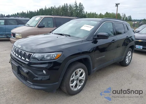 2025 Jeep Compass Latitude 4X4 из США, поврежденный, VIN 3C4NJDBN3ST547451